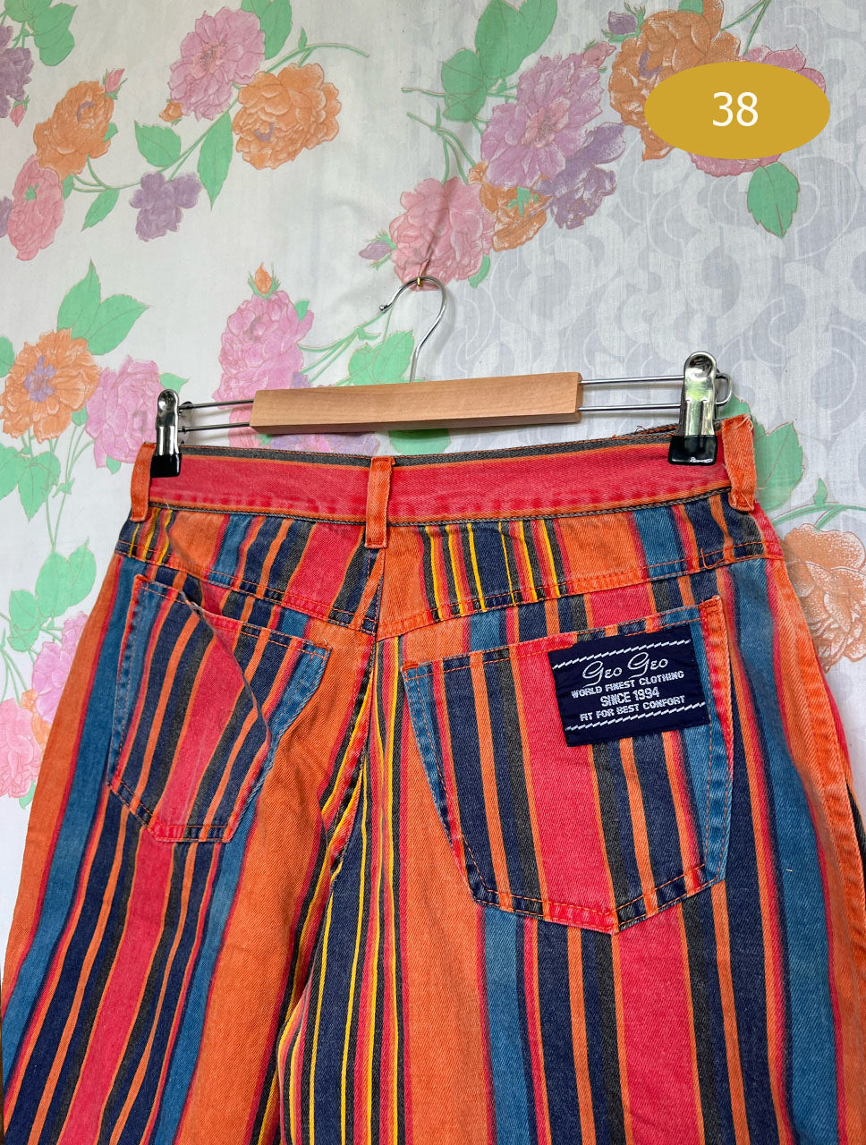 80's Geo Geo High-Waist Bermuda