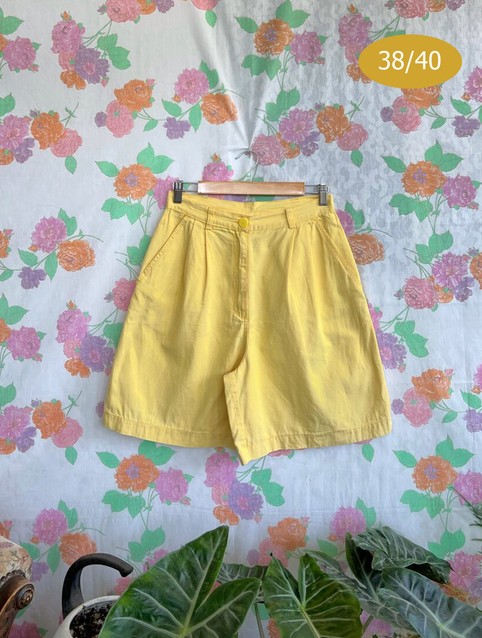 90's Italian Yellow Shorts
