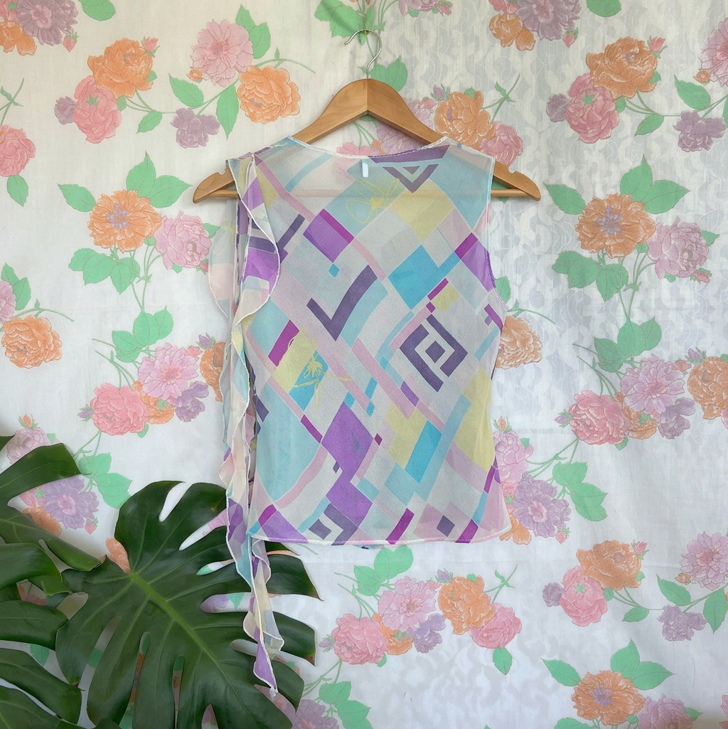 90's Ruffle Print Top