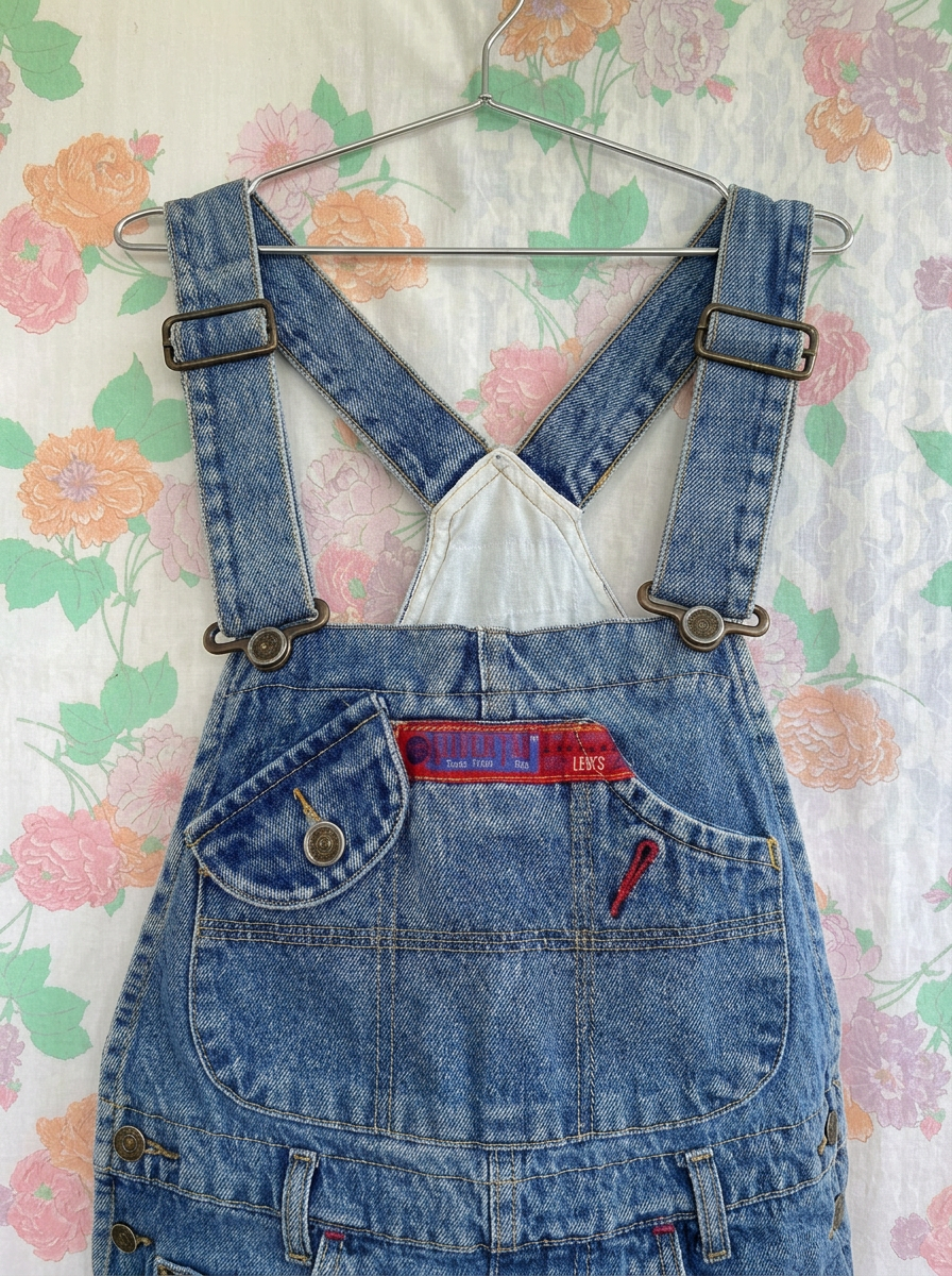 90's Iconic Levi’s Denim Jumpsuit