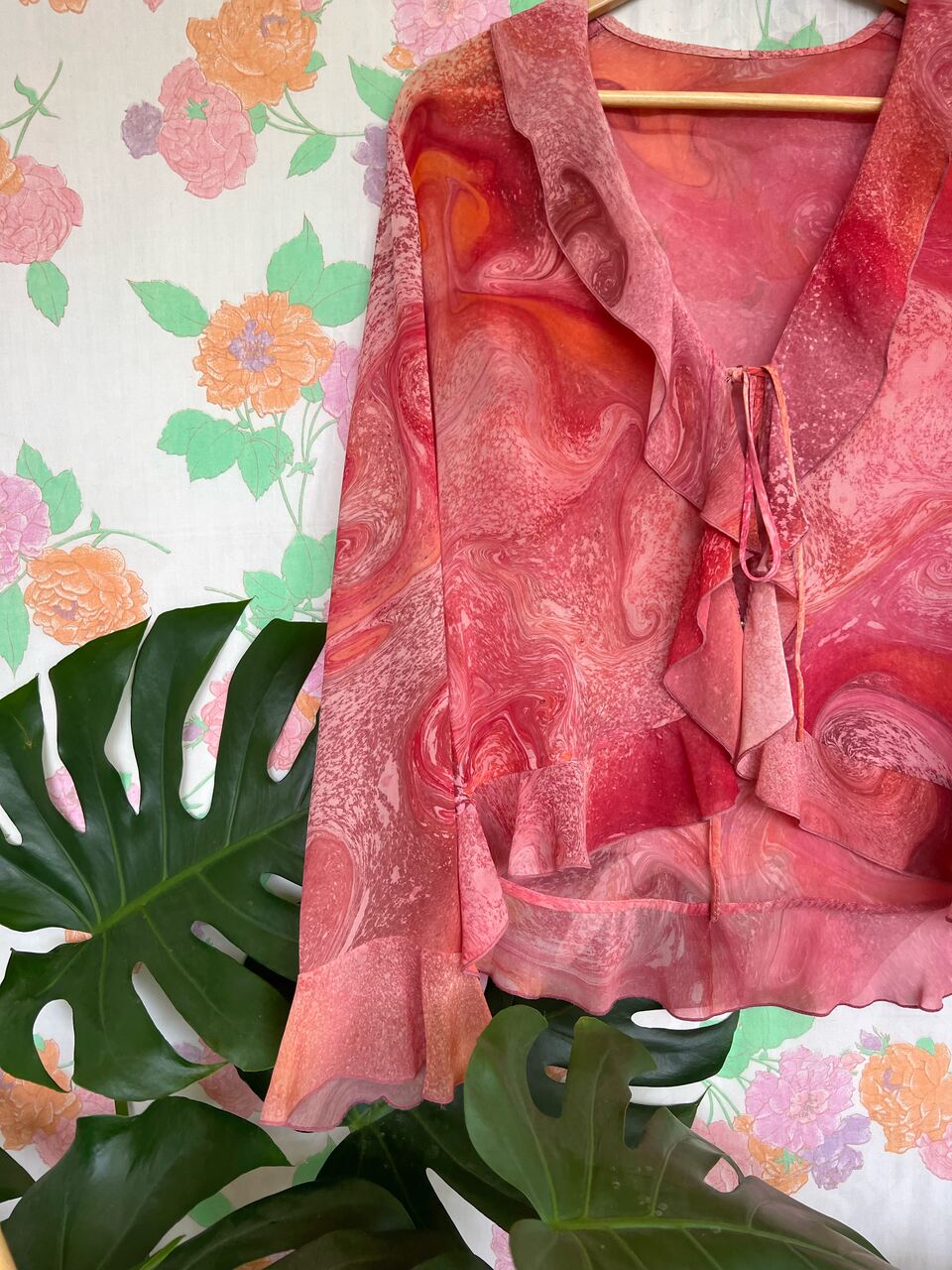 90's Pink Ruffle Blouse