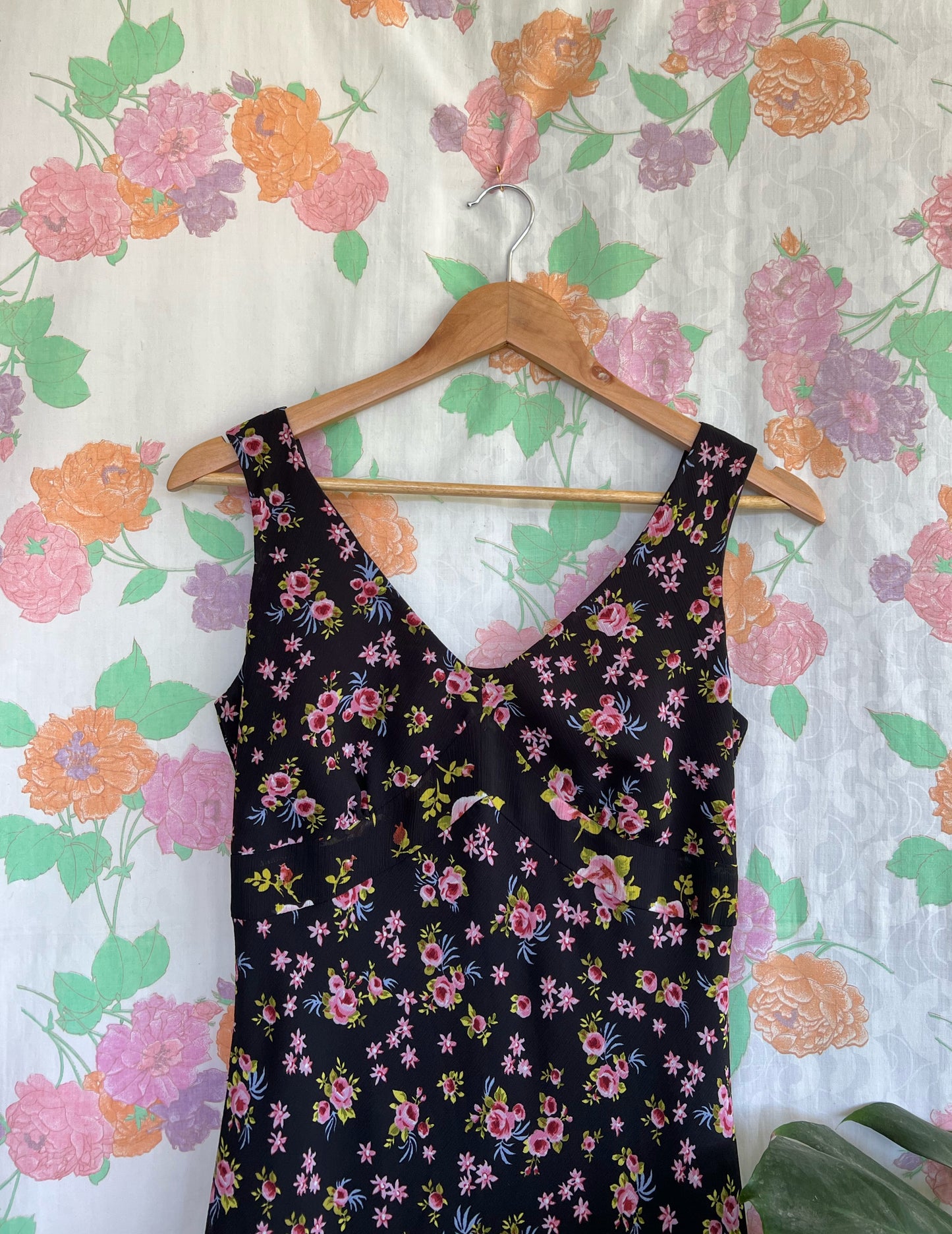 00's Black Flower Dress
