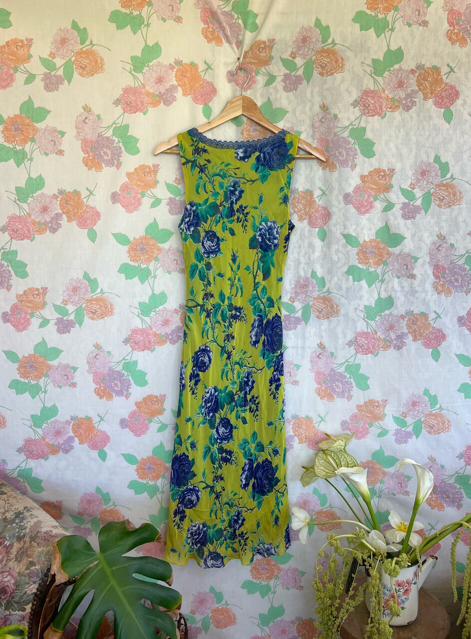 00's Unique Lace Detailed Dress