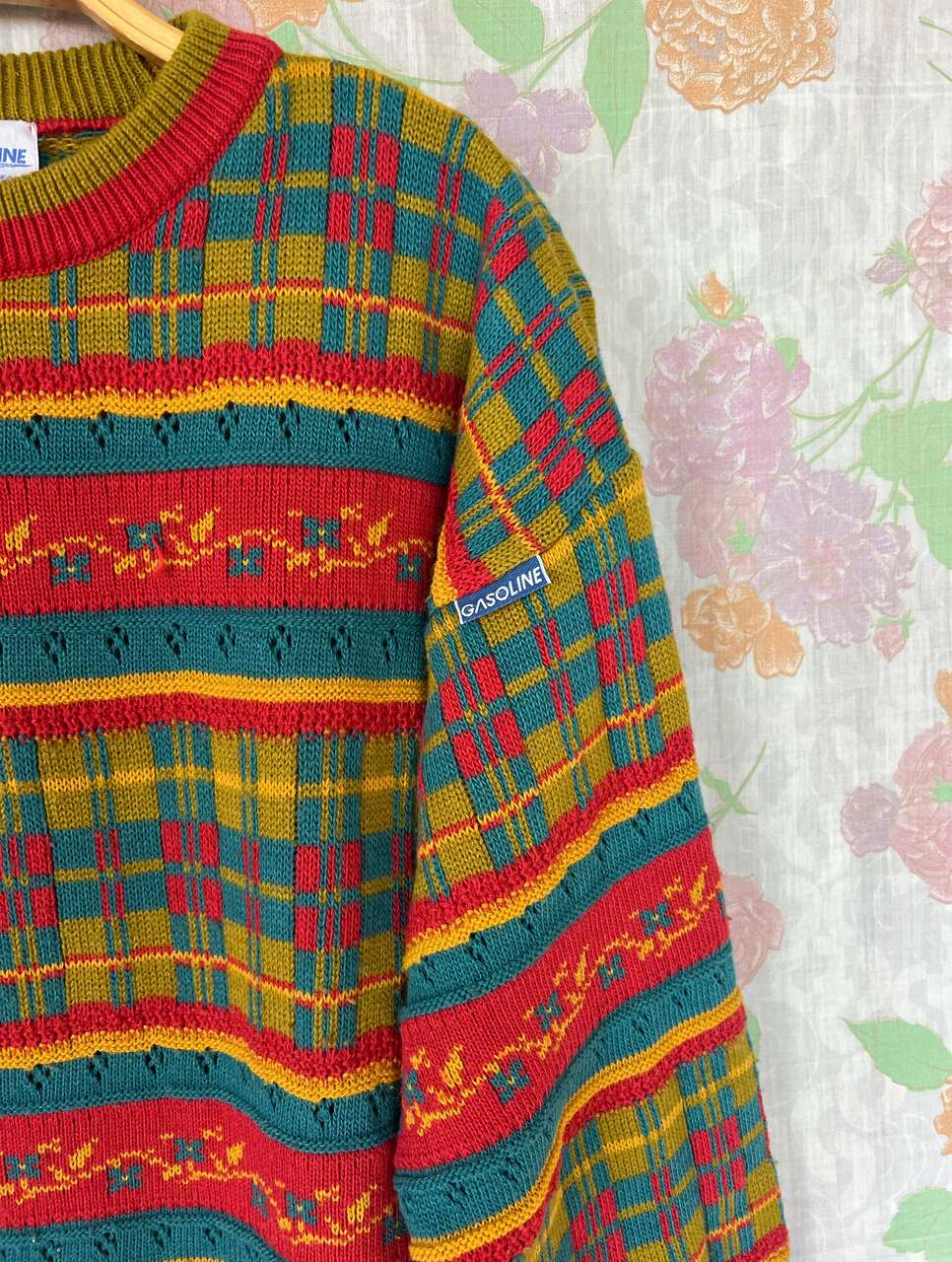 90's Unique Gasoline Sweater