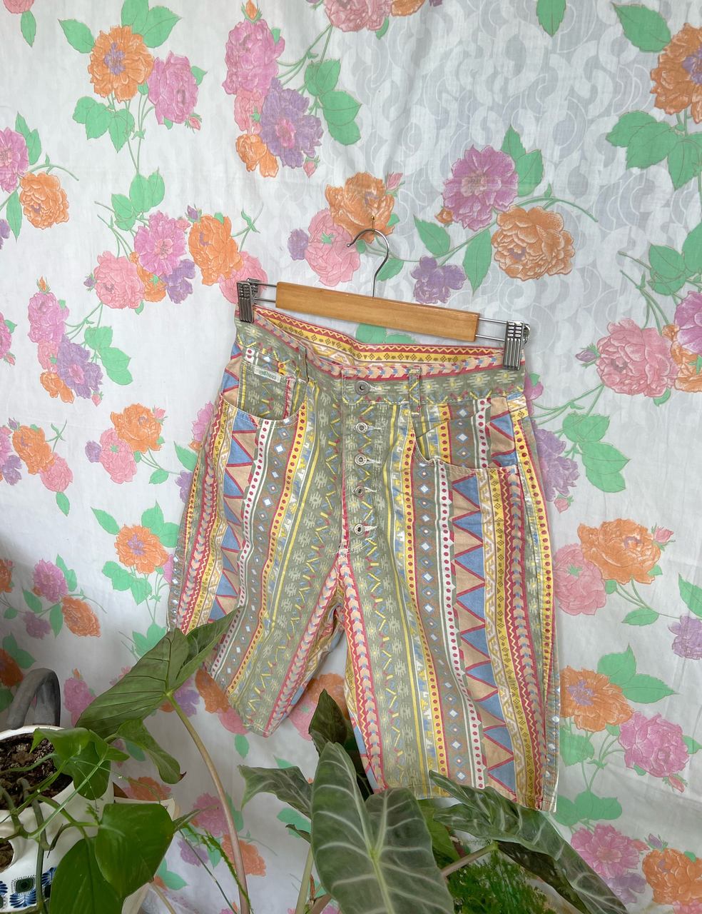 Unique Coloful Vintage Bermuda
