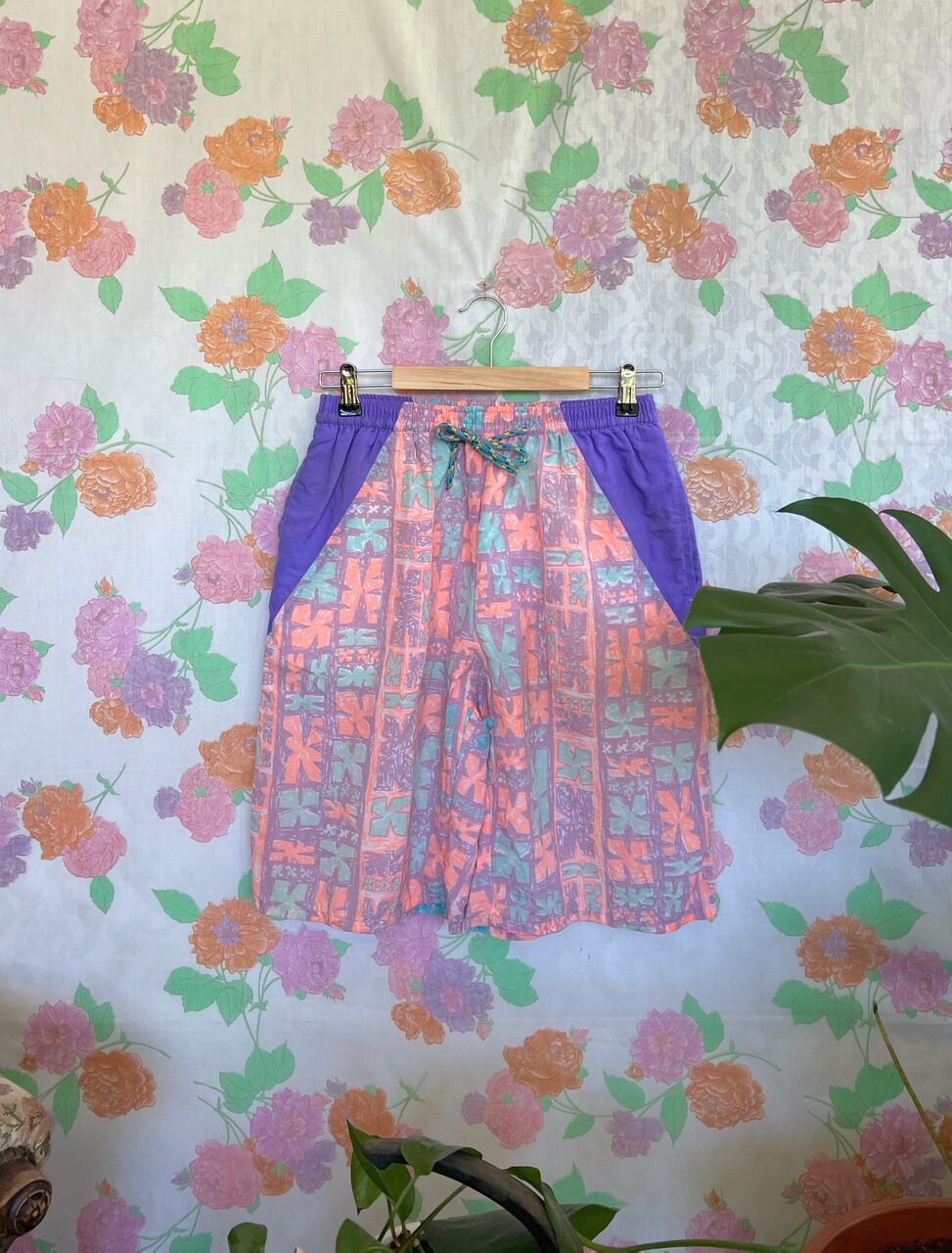 Vintage Fun Pink&Purple Bermuda