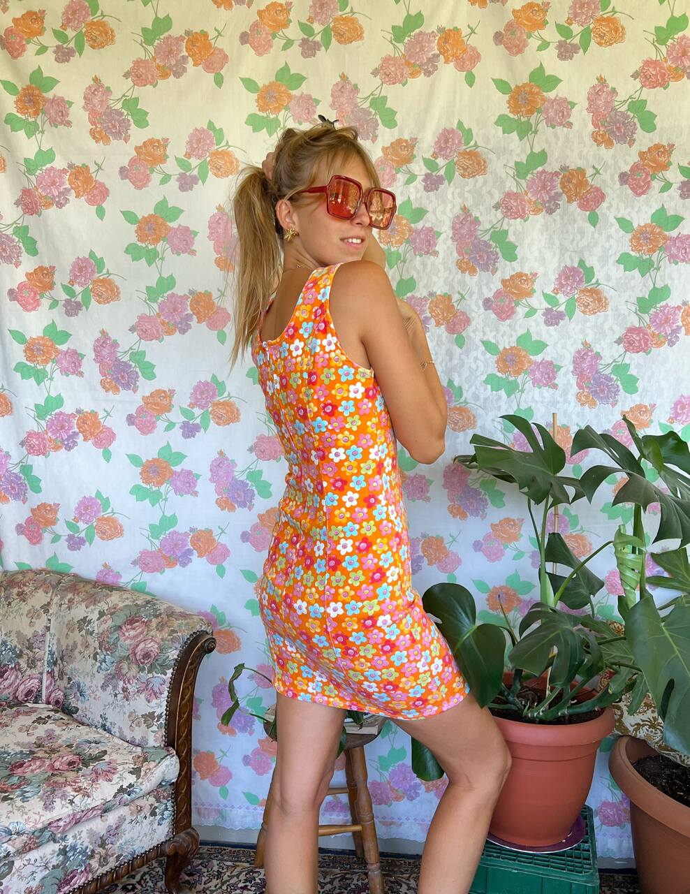 Stunning Vintage Flowery Dress