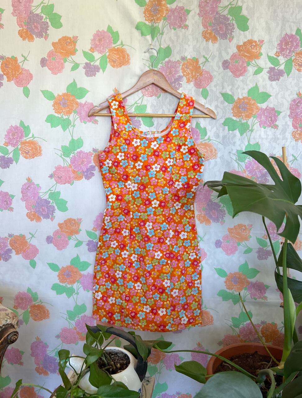 Stunning Vintage Flowery Dress