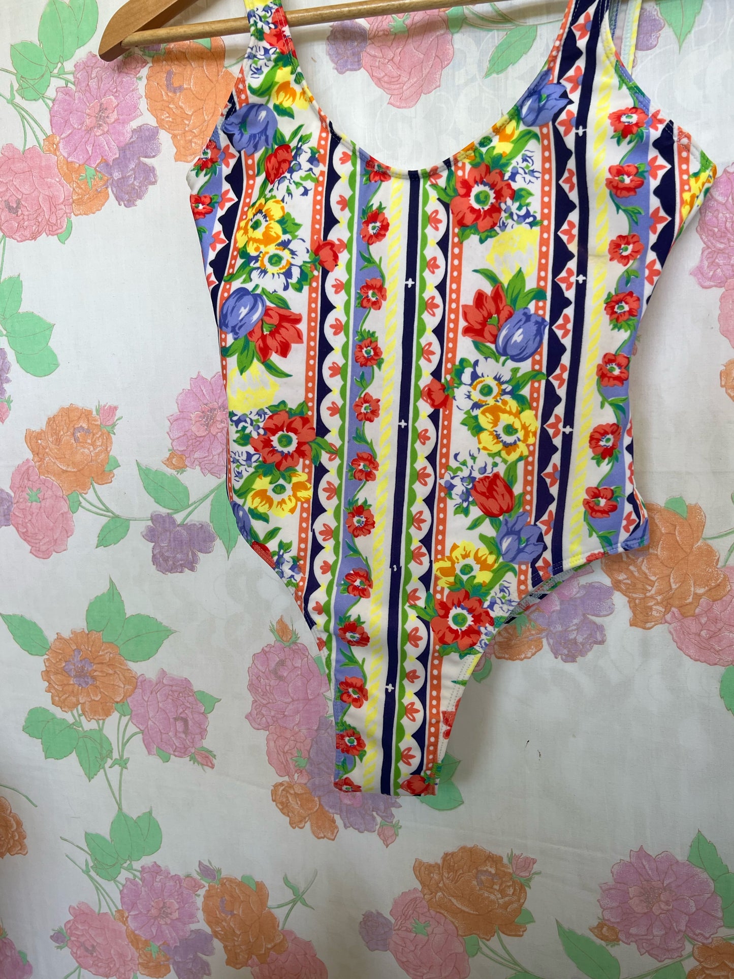 90's Detailed Printed Swimsuit