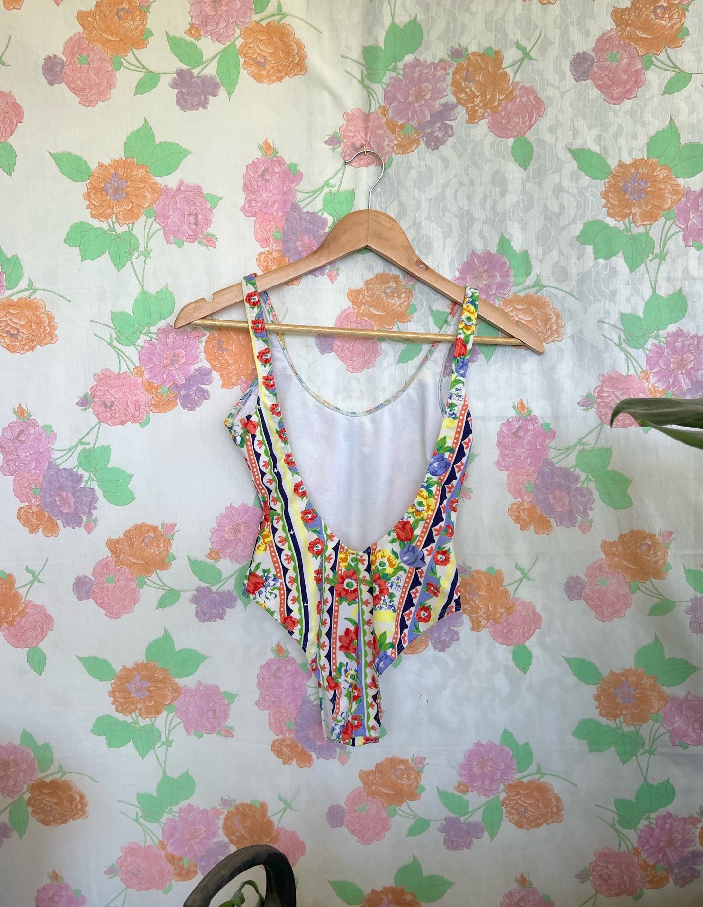 90's Detailed Printed Swimsuit