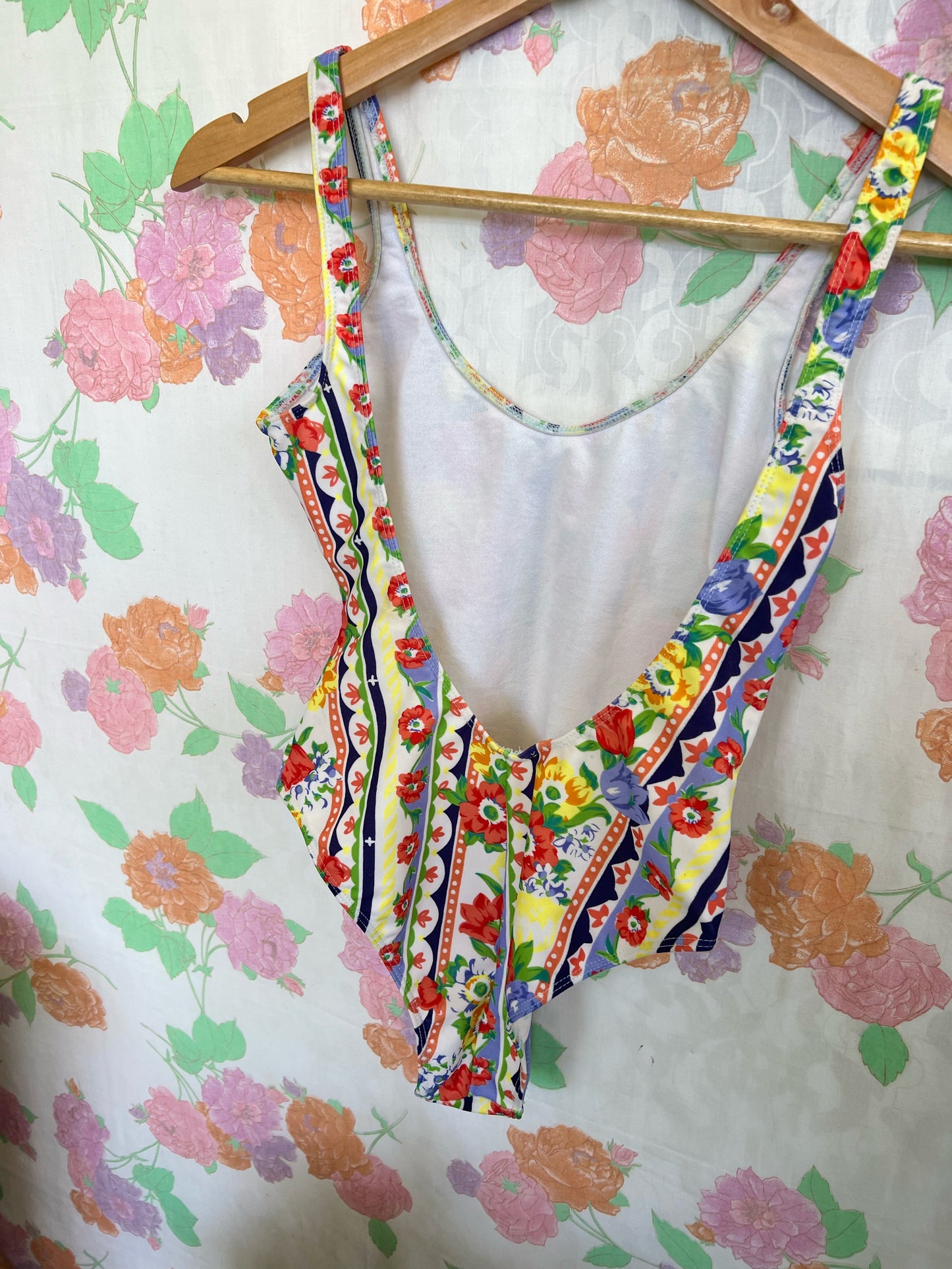 90's Detailed Printed Swimsuit