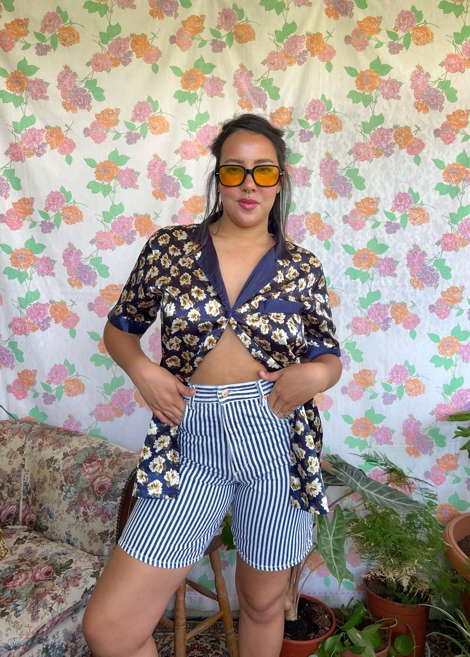 90's Striped Navy&White Bermuda
