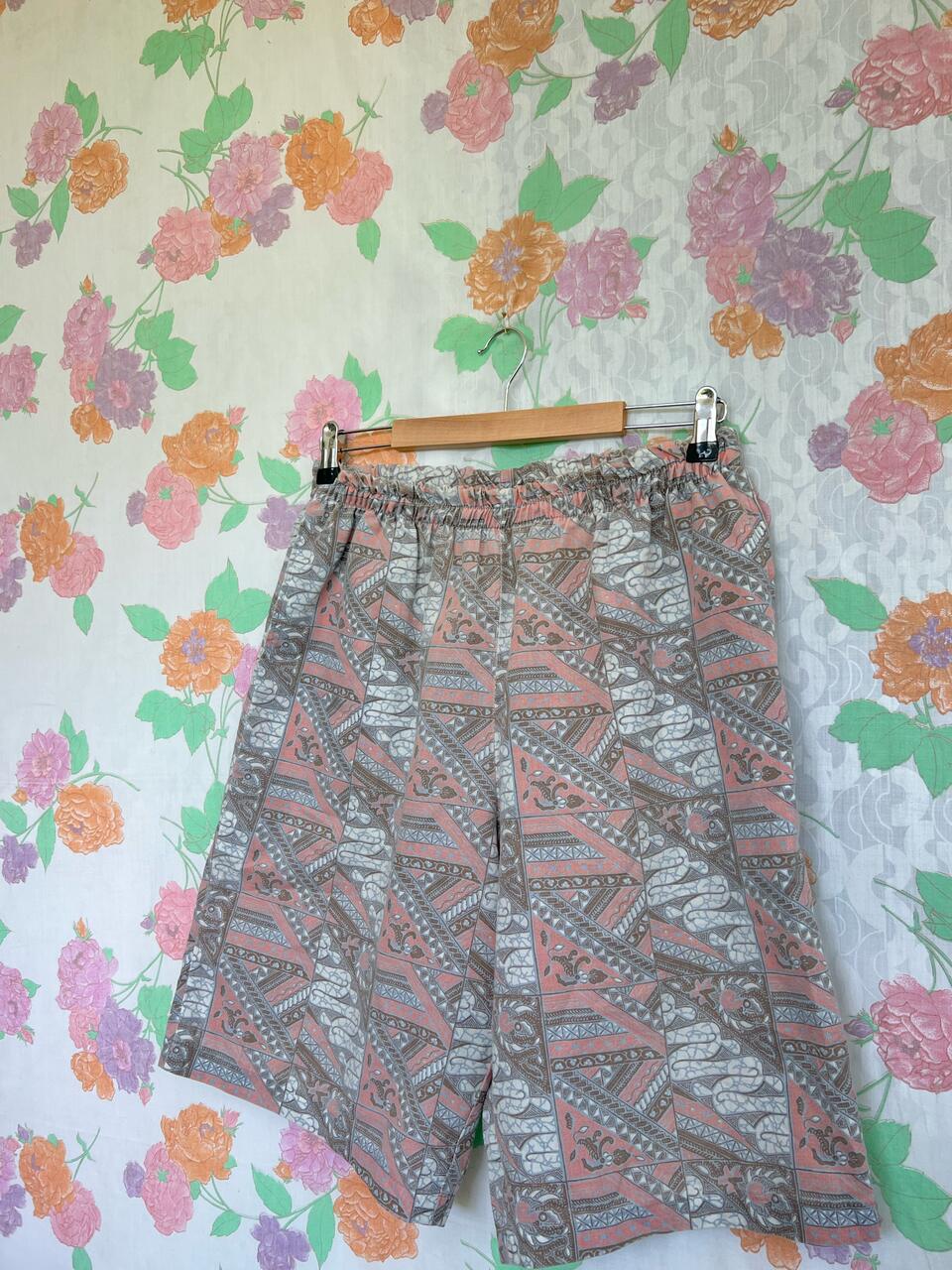 90's Comfy Printed Bermuda