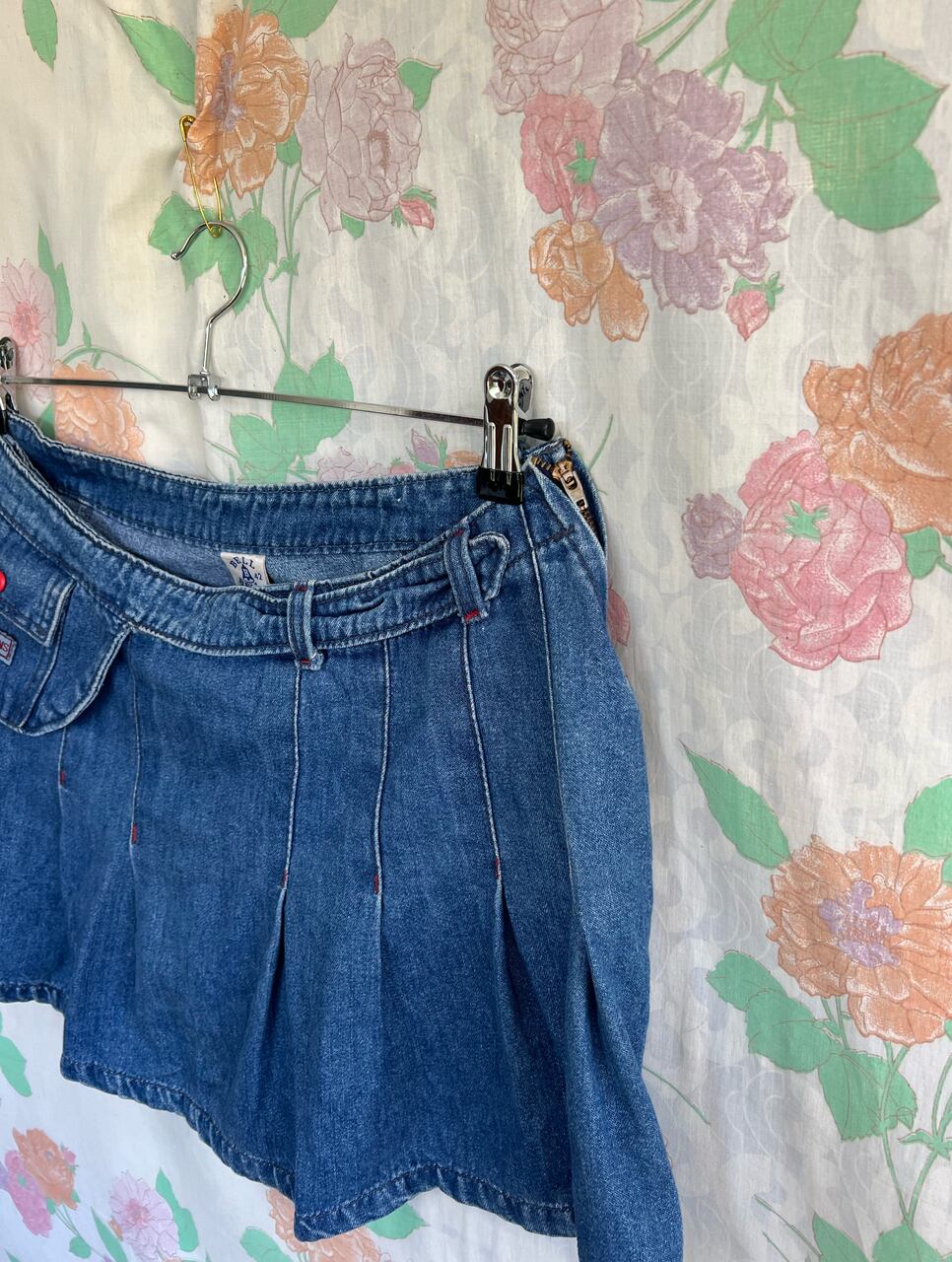 2000's Iconic Denim Skirt