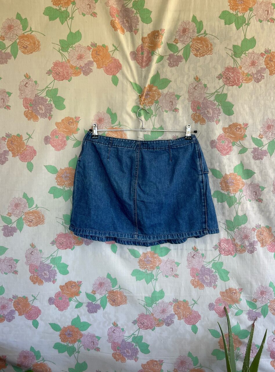 2000's Iconic Denim Skirt