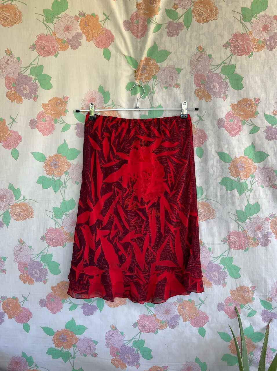 90's Red Rose Midi Skirt