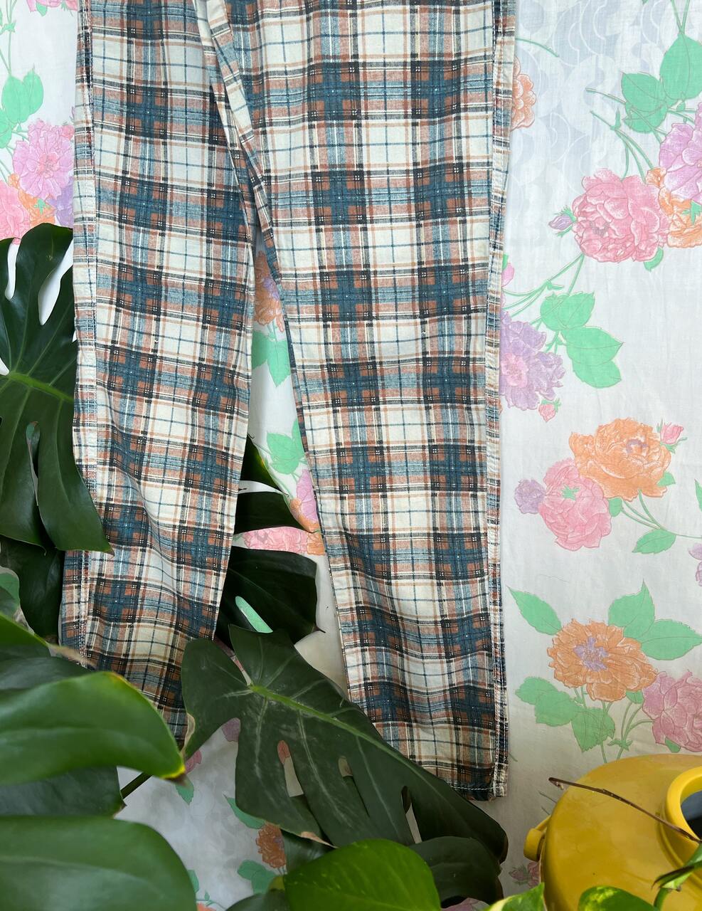 מכנסי וישי חמוקה משנות ה-80 - עם התגית!