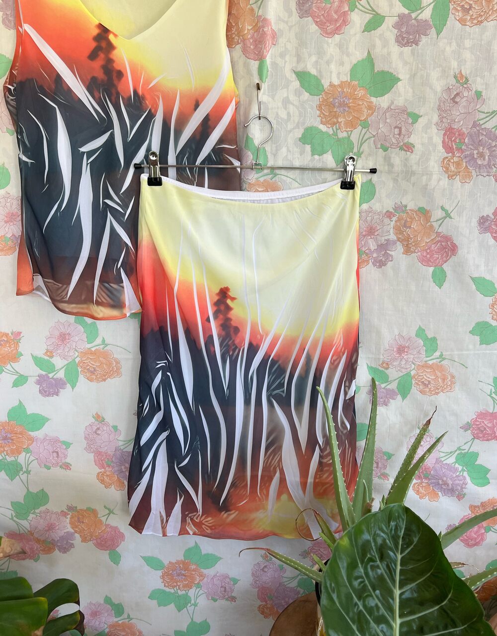 2000's Abstract Sunset Set