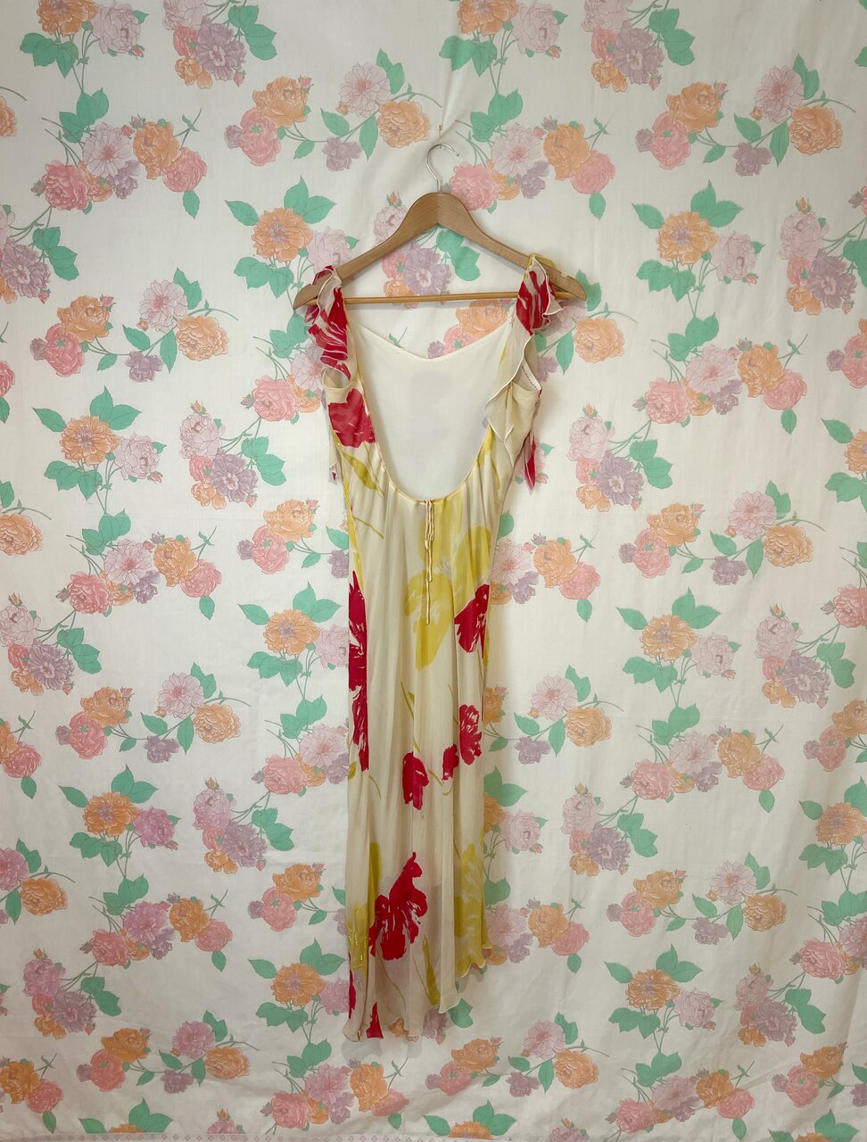 90’s Iconic Daisy Cream Dress