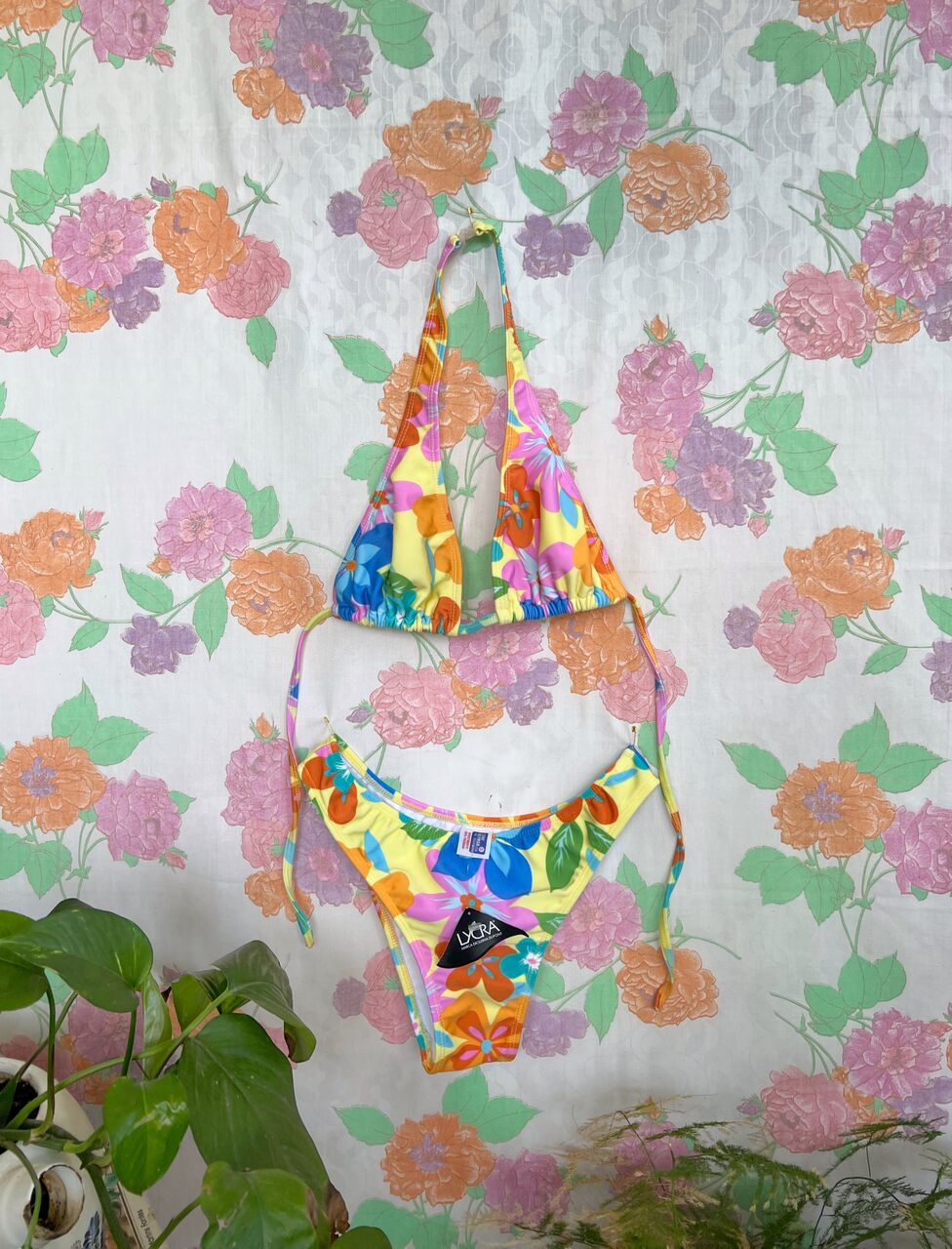 90's Fun Flowery Bikini Set - with the tag!