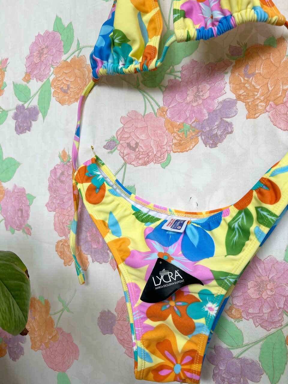 90's Fun Flowery Bikini Set - with the tag!
