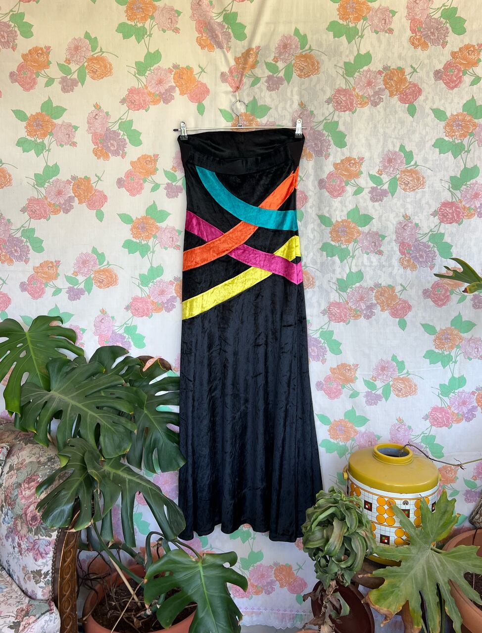 Strapless Velvet Detailed Dress