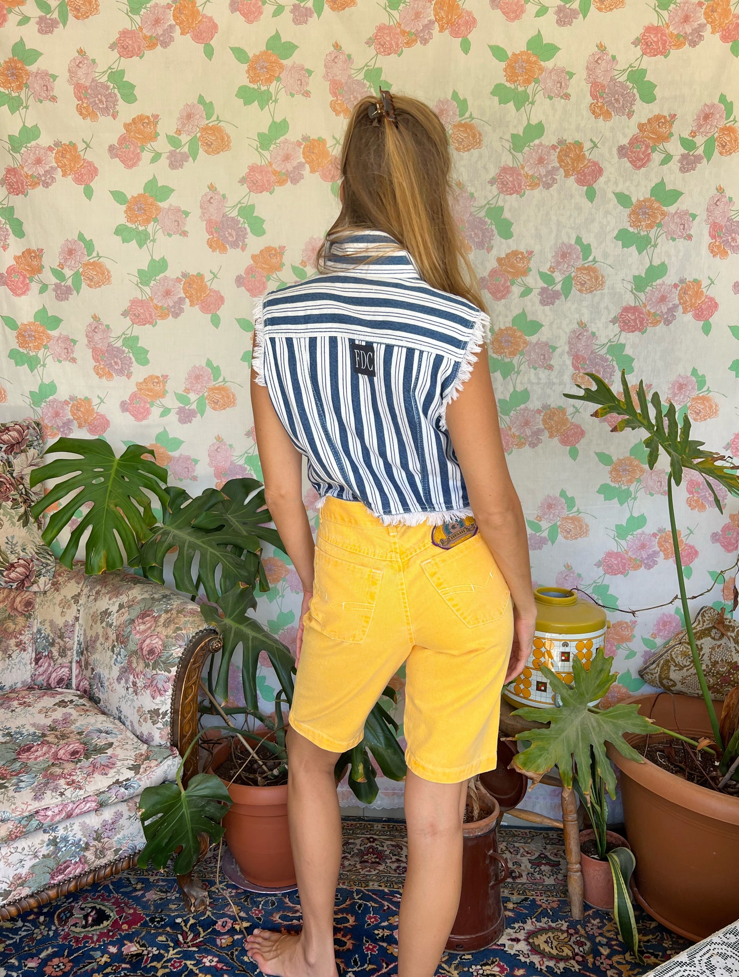 חולצת ג'ינס מפוספסת משנות ה-90