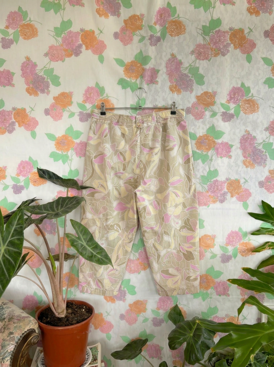 Y2K Printed Capri Pants