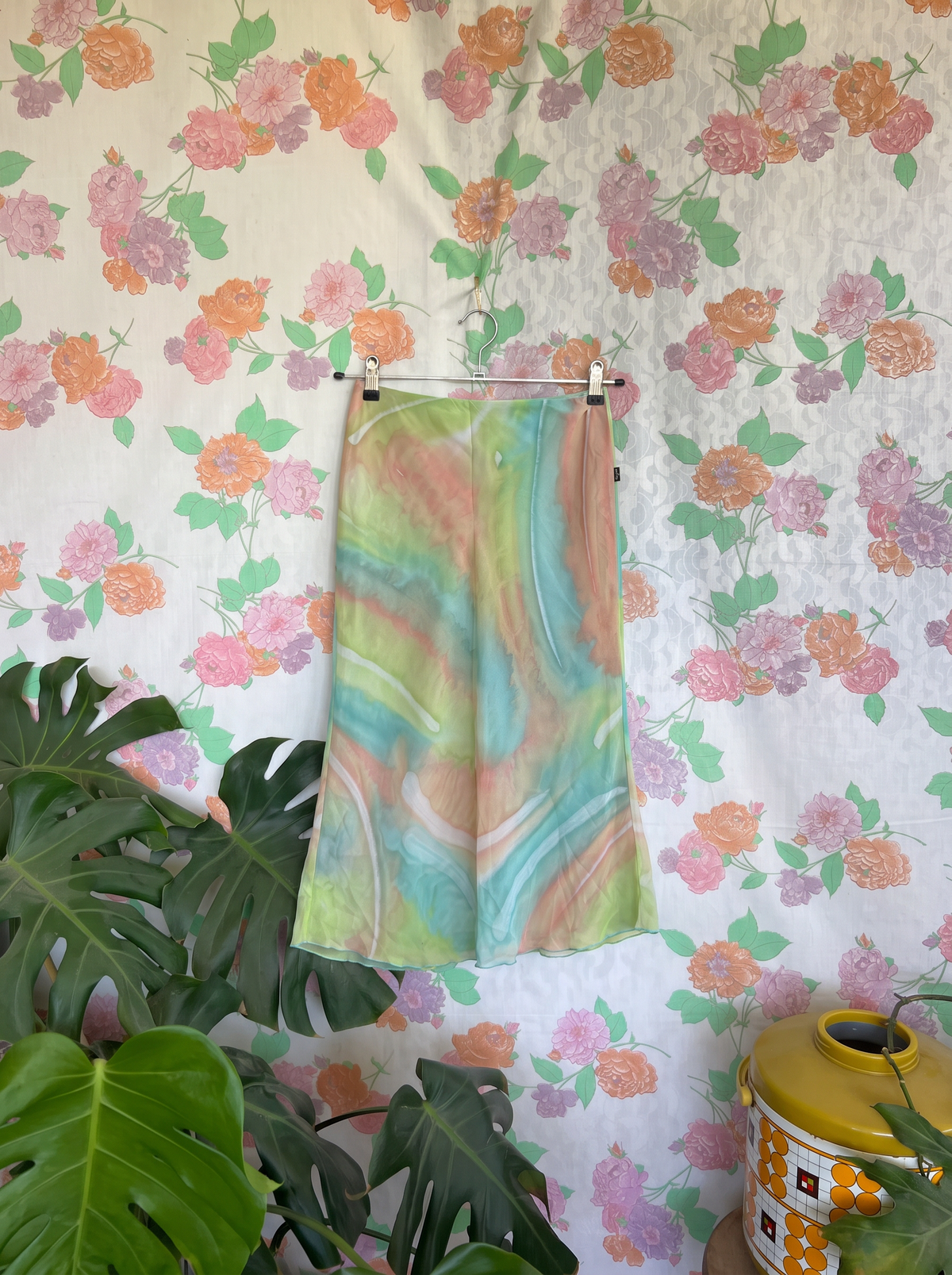 90's Abstract Print Midi Skirt