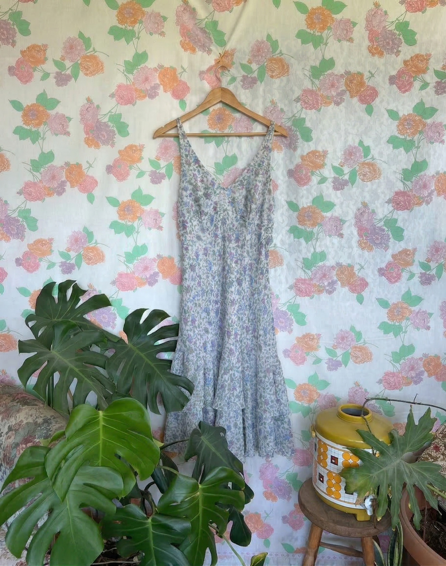 90's Afghan Floral Dress