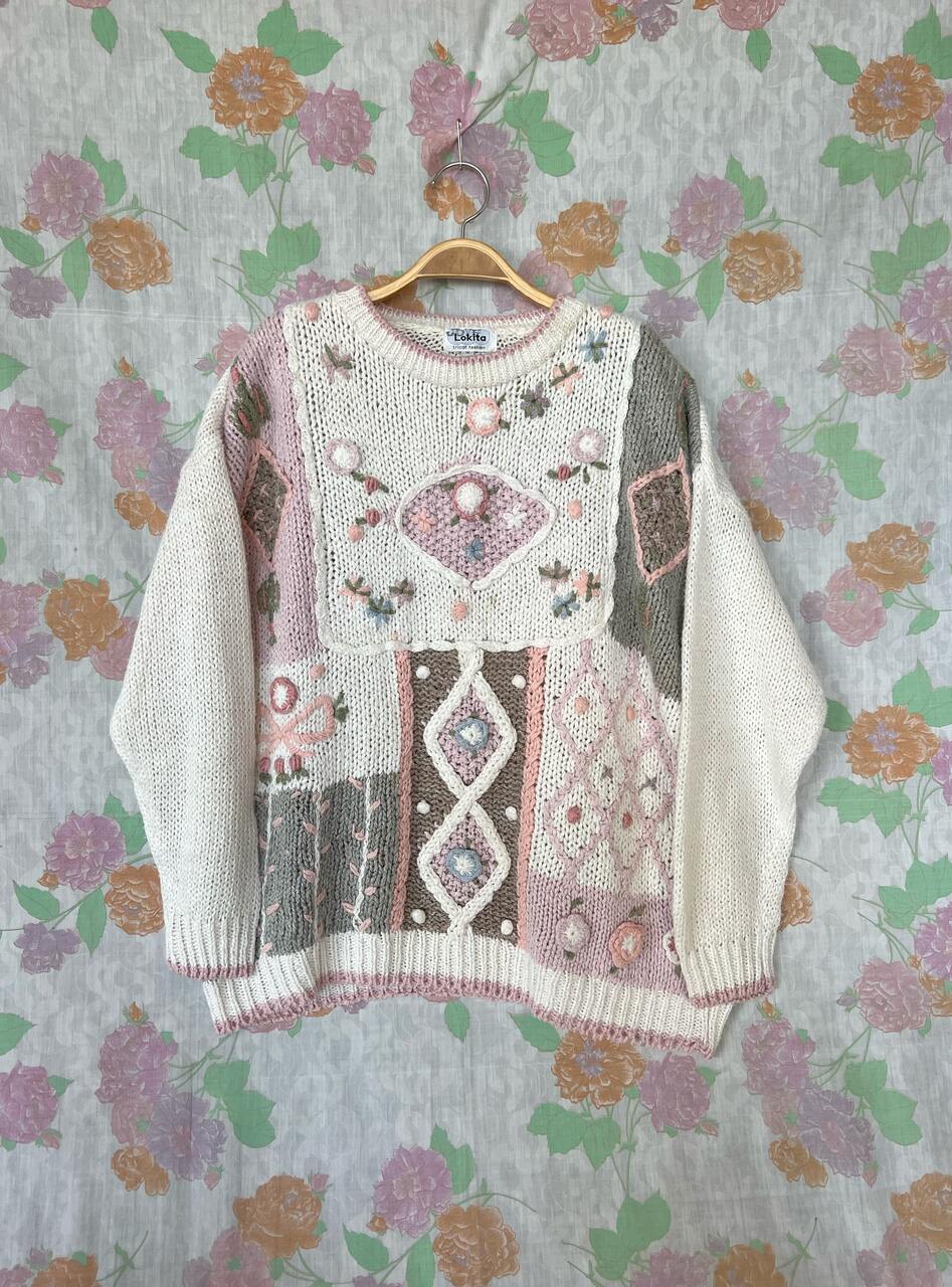 90's Flower Embroidered Sweater