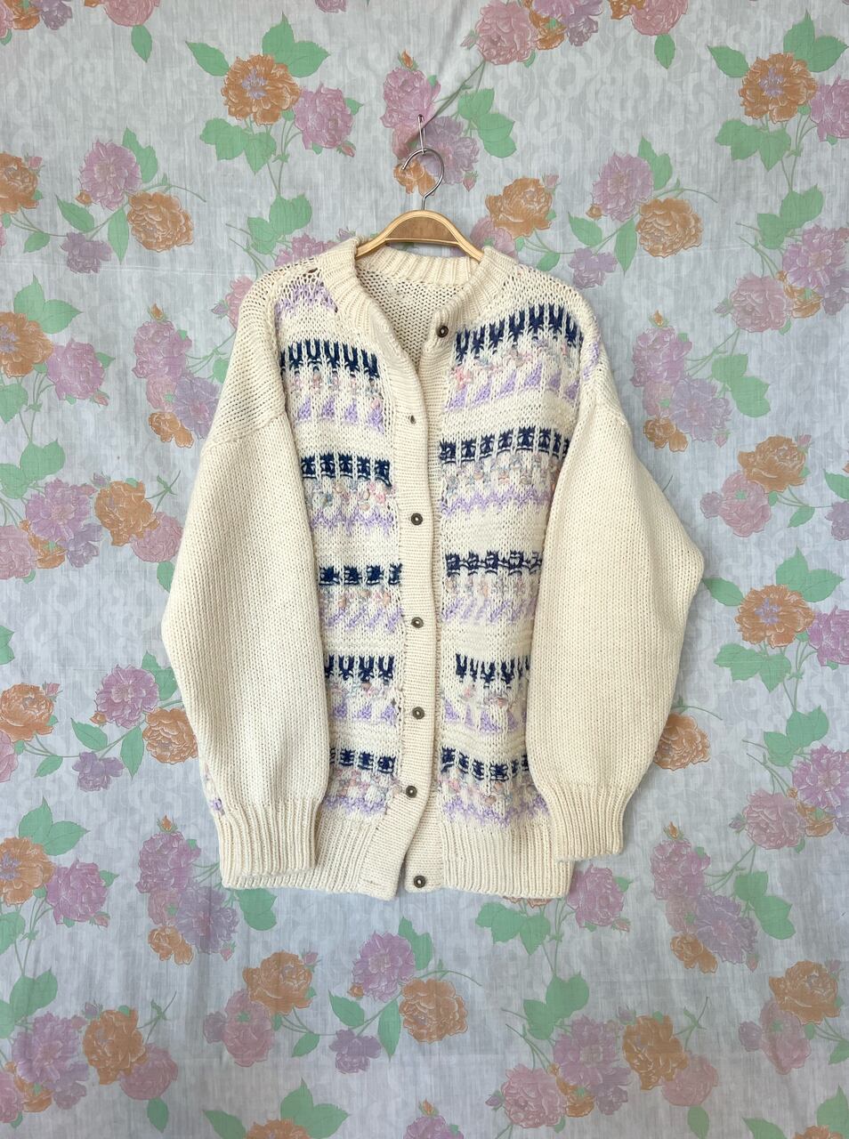 90's Detailed Button Sweater