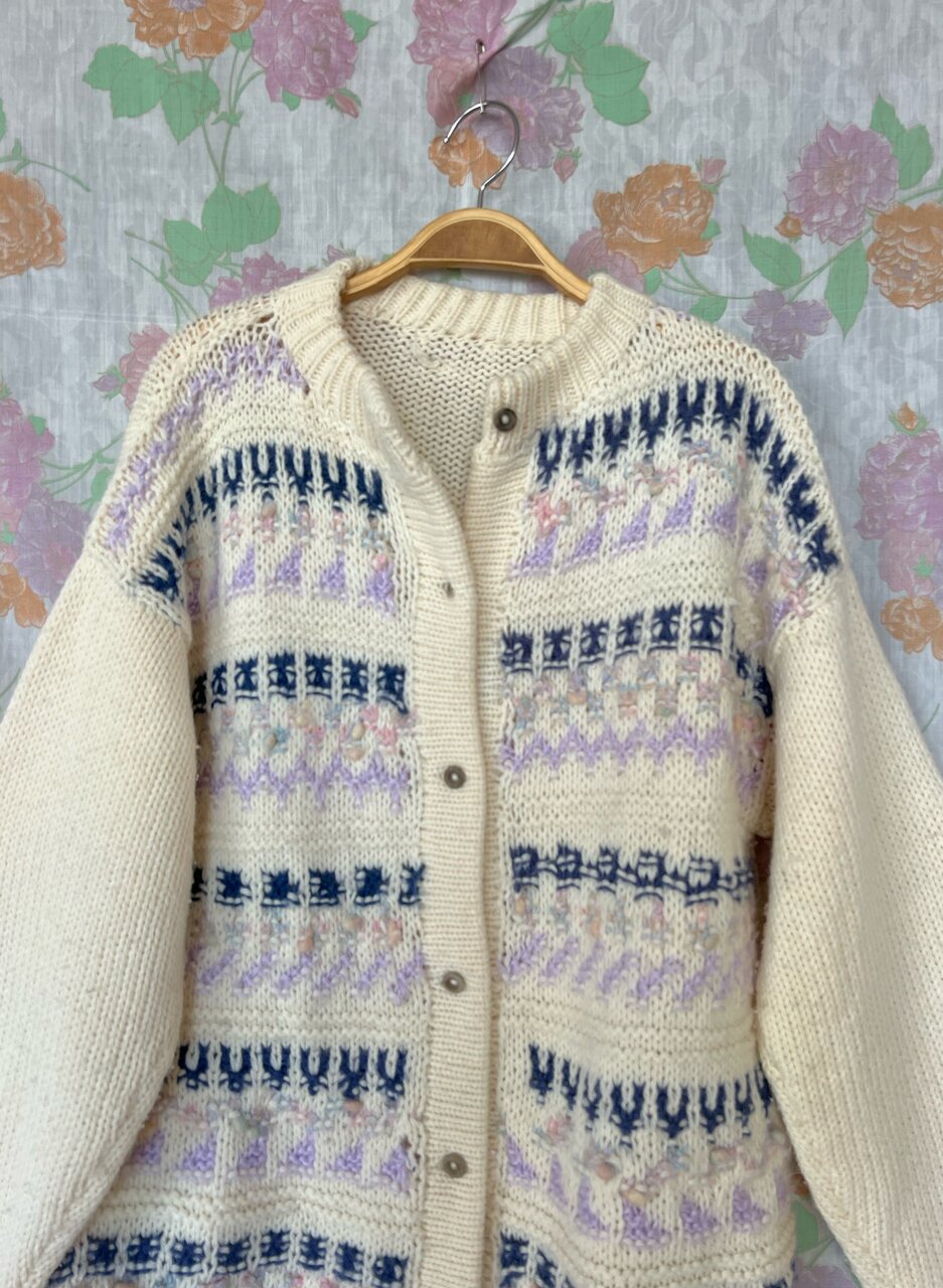 90's Detailed Button Sweater