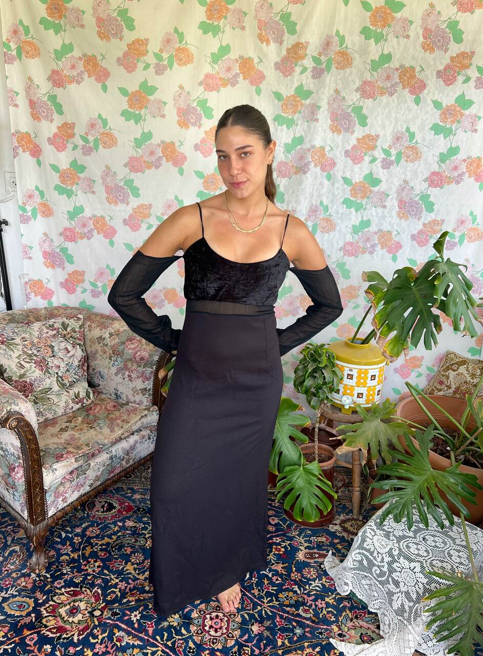 90s velvet dress Chic Bonafide Vintage 50 length 40 ronni nicole made in usa excellent vintage condition model is 510 size 2/4 90s Jean Colonna Green Floral
