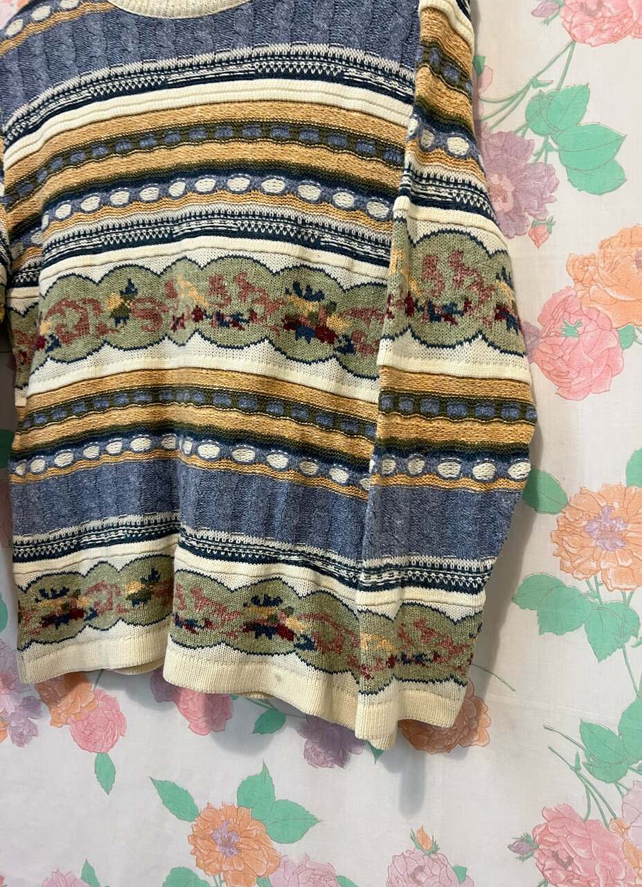 90's Dreamy Floral Sweater