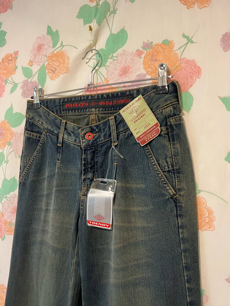 90's Triton Vintage Wide-Leg Jeans