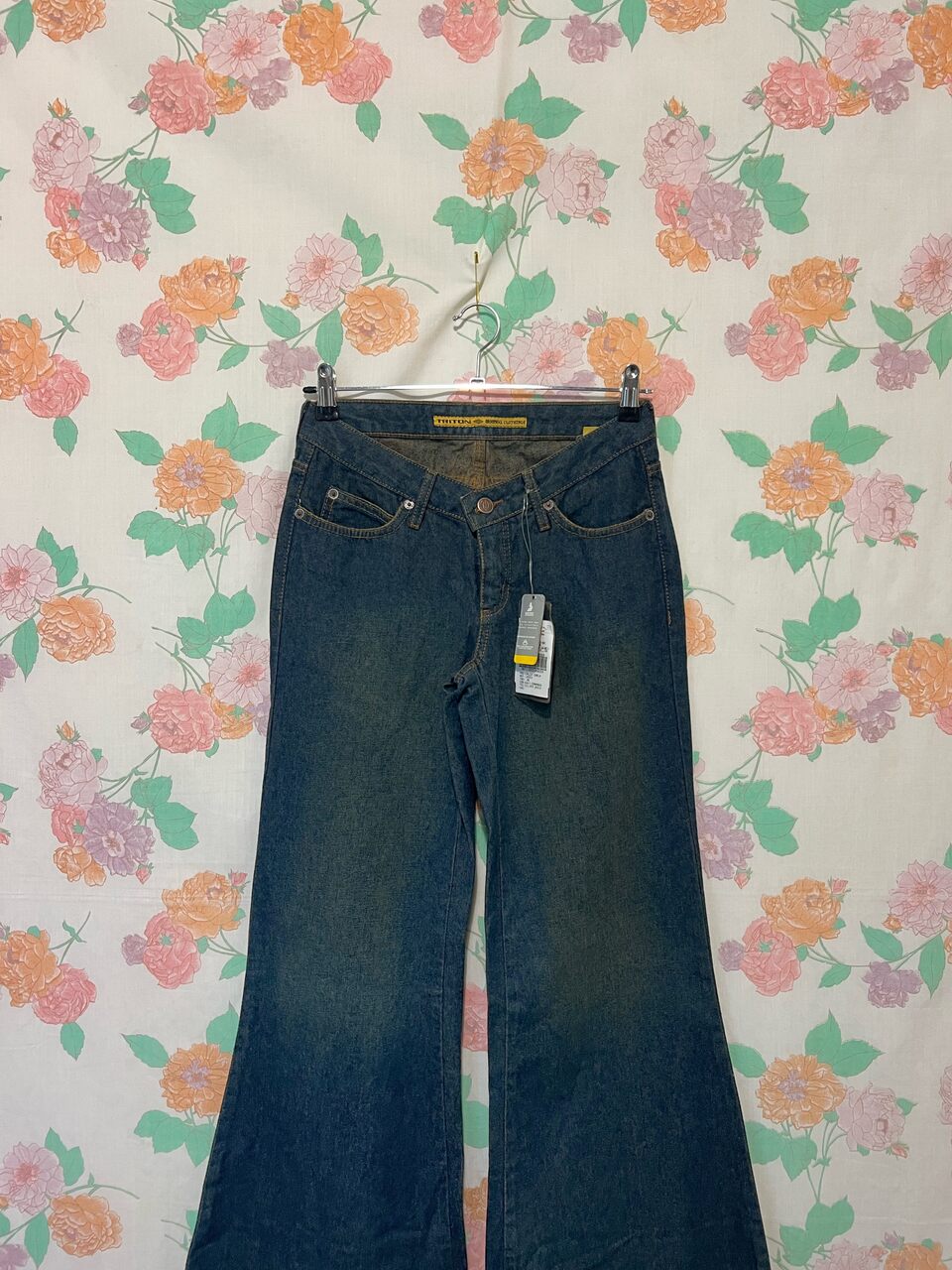 90's Triton Vintage Wide-Leg Jeans