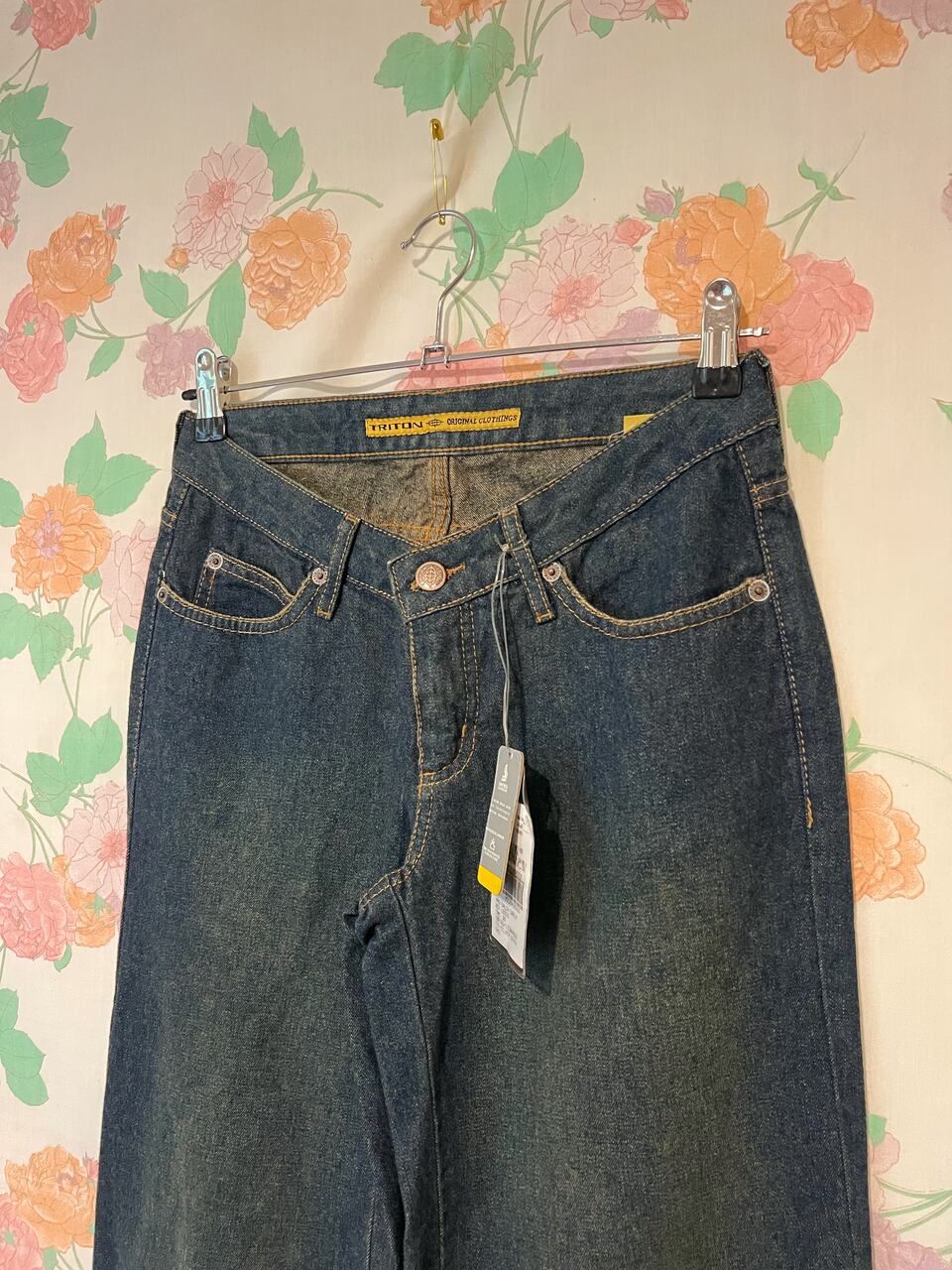 90's Triton Vintage Wide-Leg Jeans