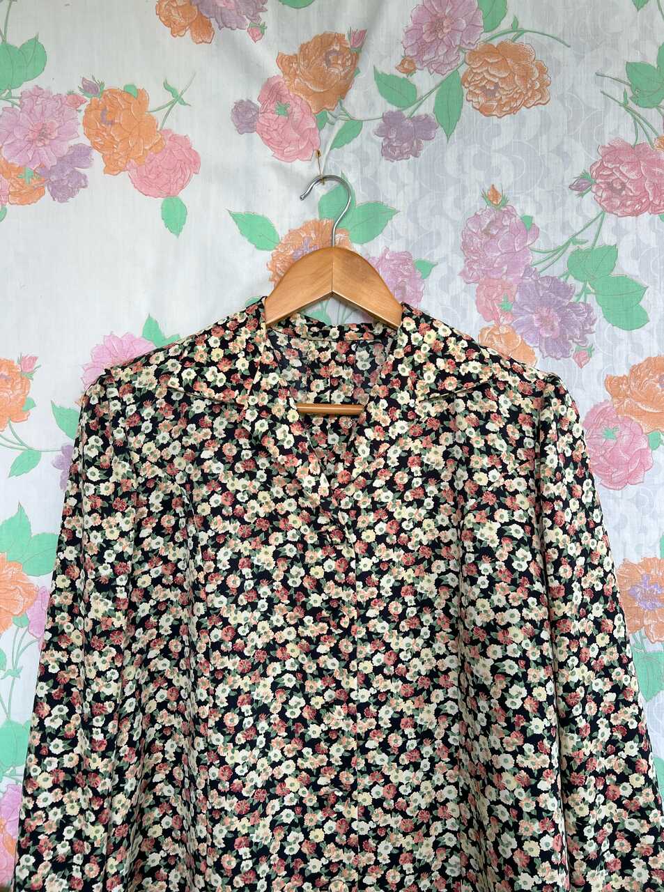 80's Long Sleeve Floral Shirt