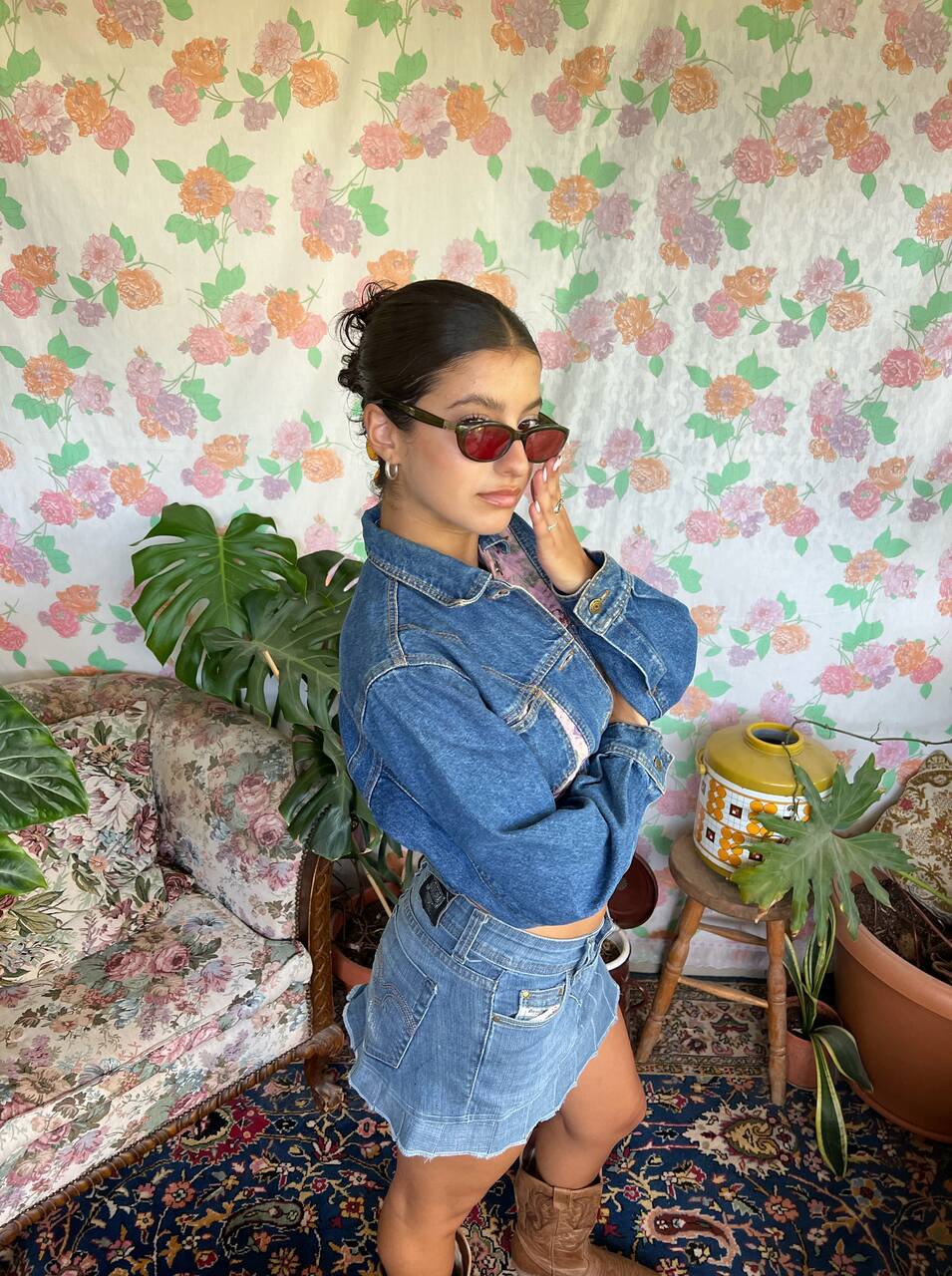 90's Flower Cropped Denim Jacket