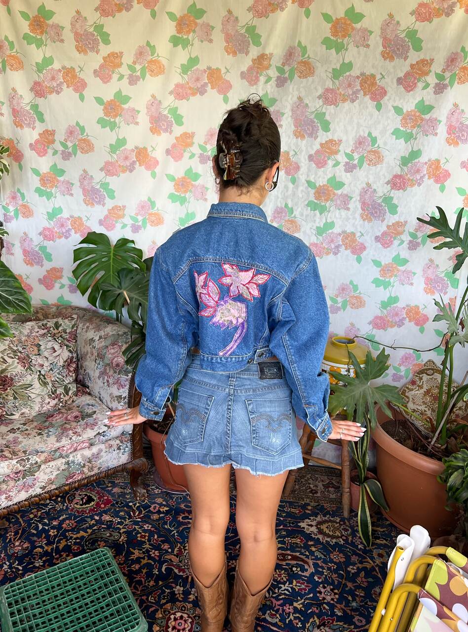 90's Flower Cropped Denim Jacket