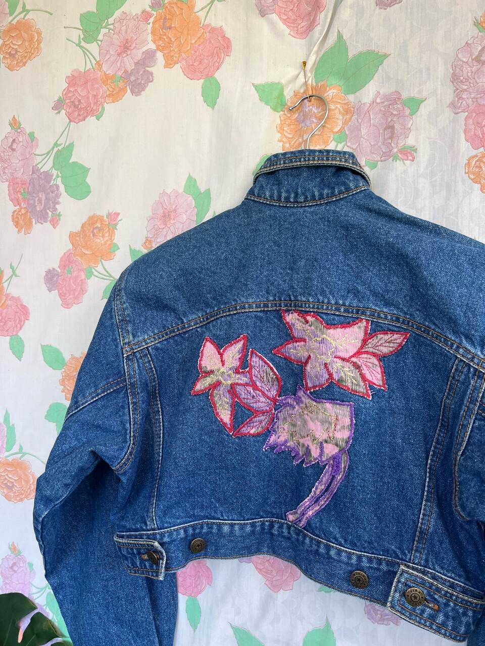 90's Flower Cropped Denim Jacket