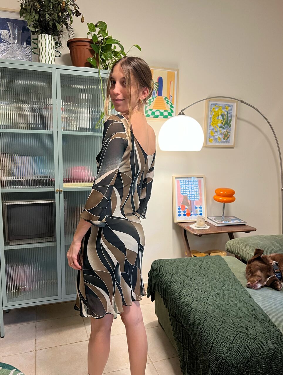 90's Graphic Swirl Long-Sleeve Dress