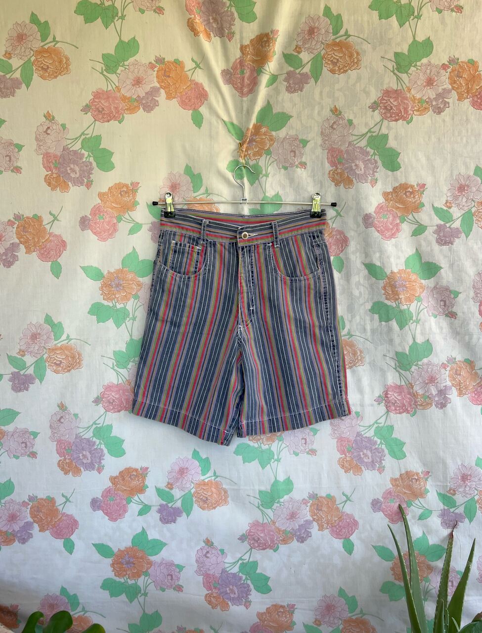 90's Striped Hamuche Shorts