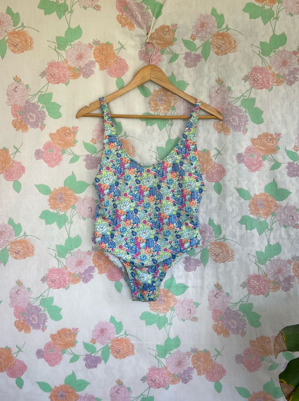 90's Unique Floral Swimsuit