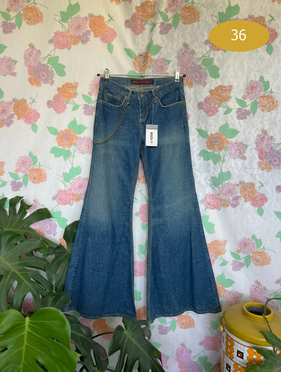90's Forum Ultra-Wide Leg Jeans