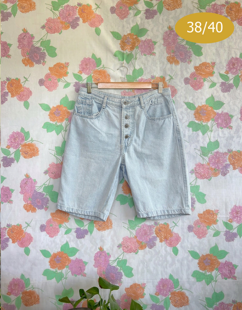 2000's Light Wash Button-Up Bermuda